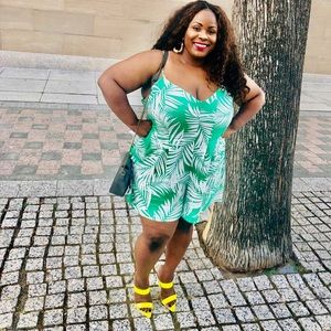 Meet your Posher, Crystal